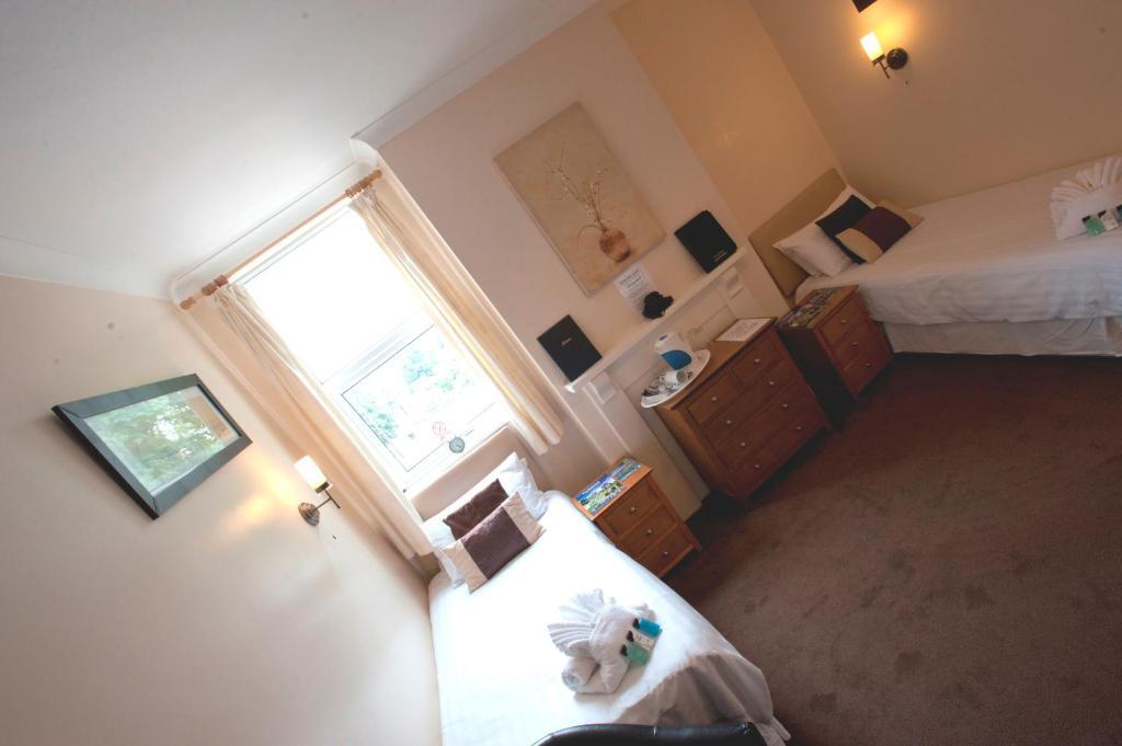 The Caribbean Hotel Doncaster Szoba fotó